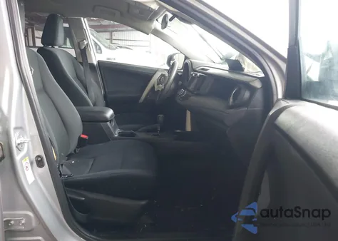 2017 Toyota Rav4 Le z USA, uszkodzony, nr VIN 2T3ZFREV6HW393203